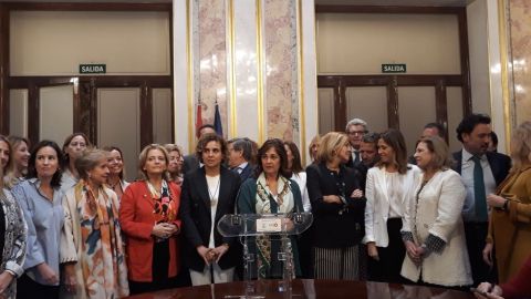 Las diputadas del PP: indignación con Rufián, silencio con Rajoy