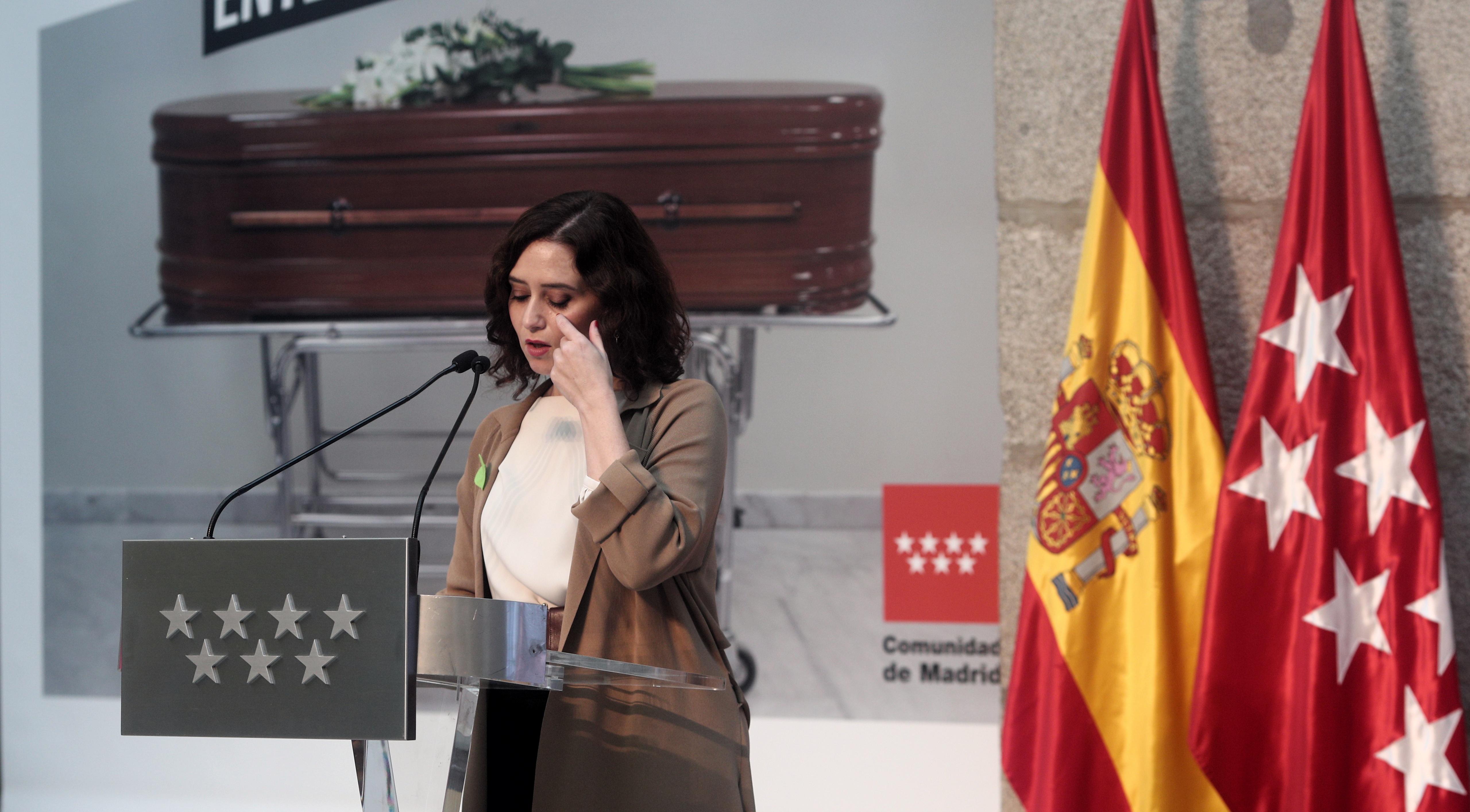La presidenta de la Comunidad de Madrid, Isabel Díaz Ayuso, durante la presentación de la campaña informativa para concienciar de los riesgos del COVID-19. EP