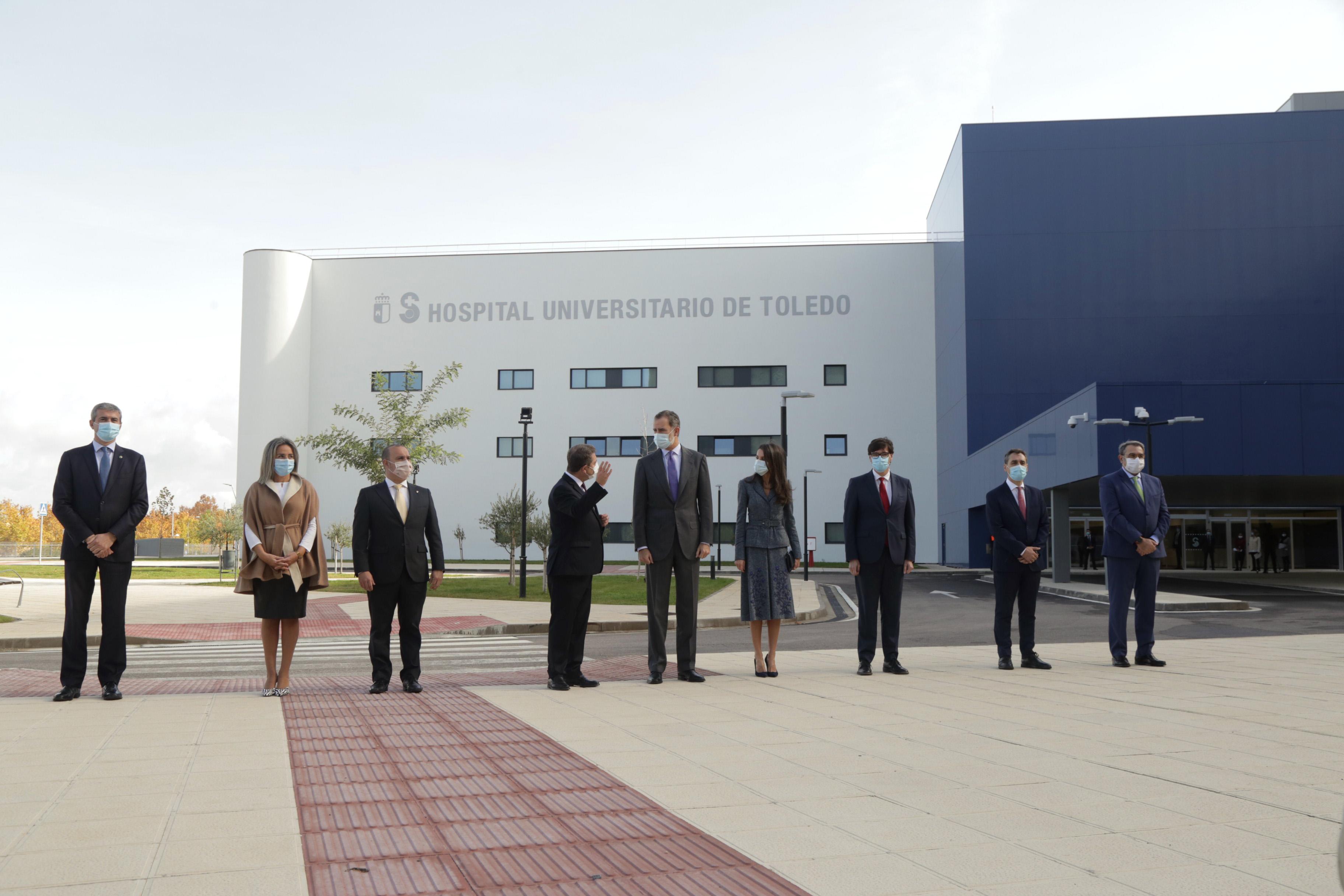 Imagen de la visita de los Reyes y autoridades al Hospital Universitario de Toledo el pasado 16 de noviembre. Europa Pres