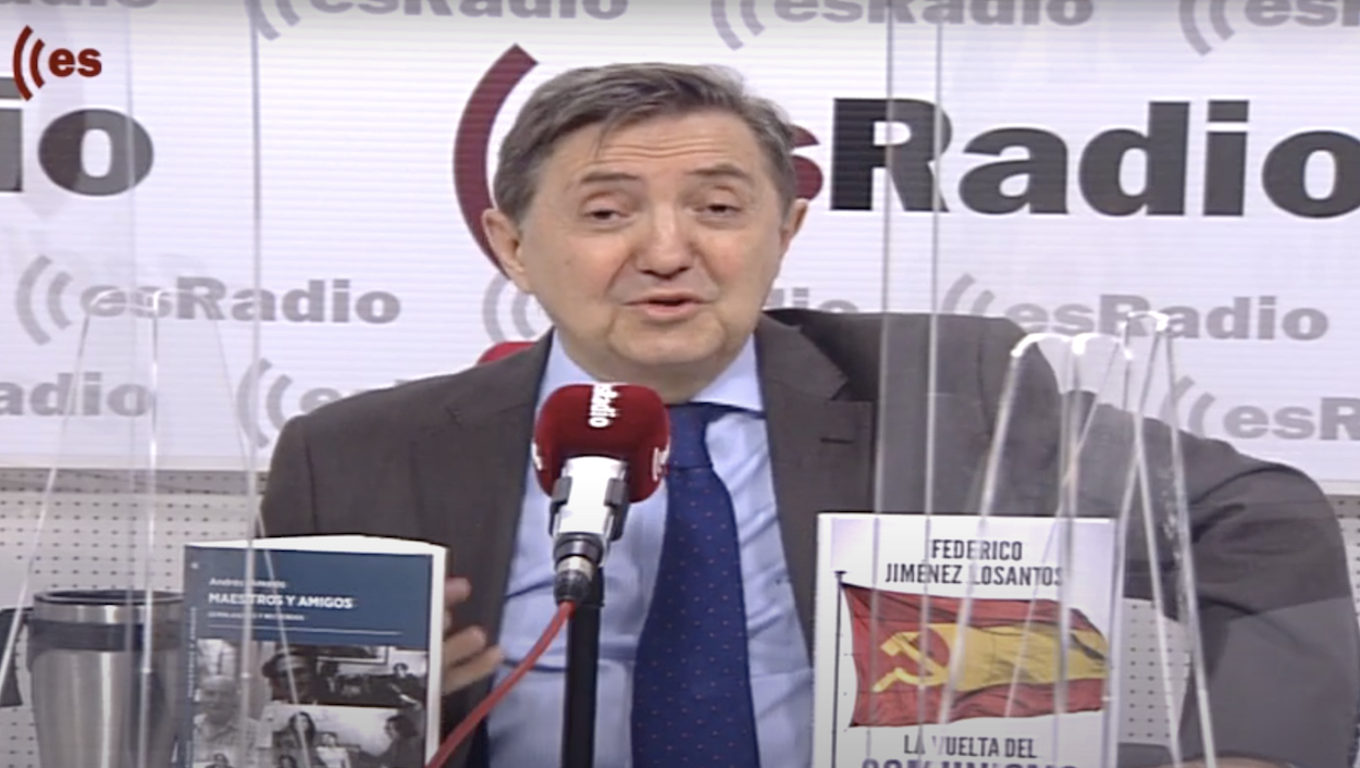 Federico Jiménez Losantos con su último libro