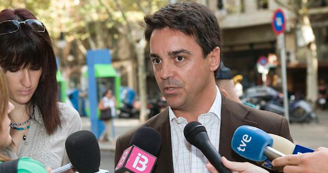 Nuevo frente judicial para el concejal del PP que fue condenado por abuso de menores y pago de burdeles con la visa municipal 