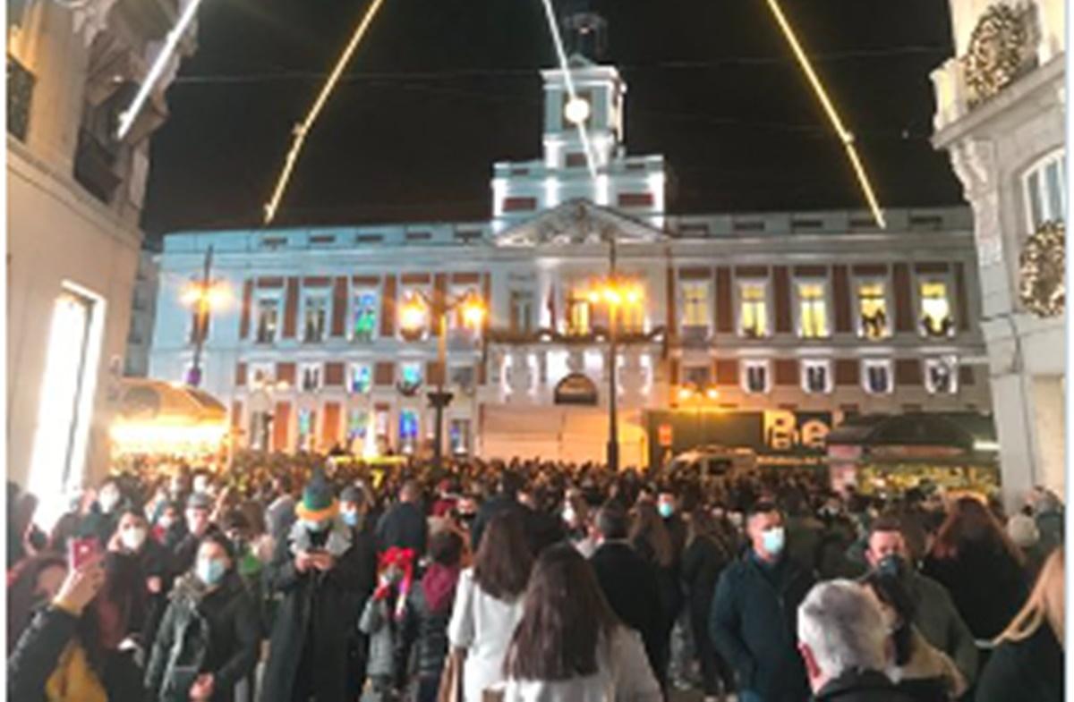 Aglomeraciones en la Puerta del Sol este sábado. 