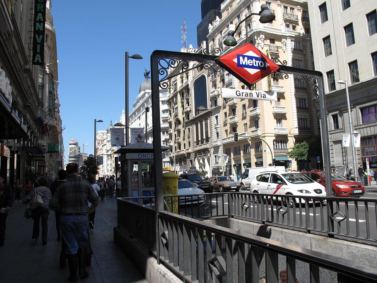 Boca de Metro de Gran Vía. Wikipedia