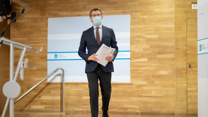 EuropaPress 3Núñez Feijóo este miércoles justo antes de comparecer ante los medios para explicar las medidas de la desescalada (Foto: Europa Press).460396 titular gobierno gallego alberto nunez feijoo antes comparecer rueda prensa