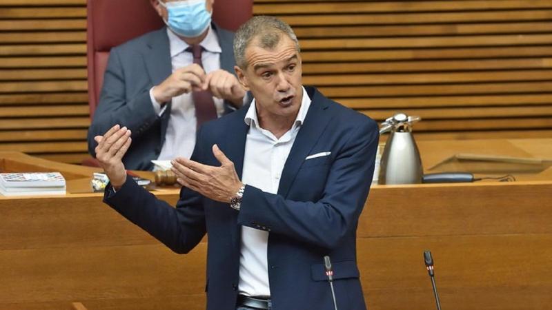 Toni Cantó en una de sus intervenciones en las Cortes Valencianas