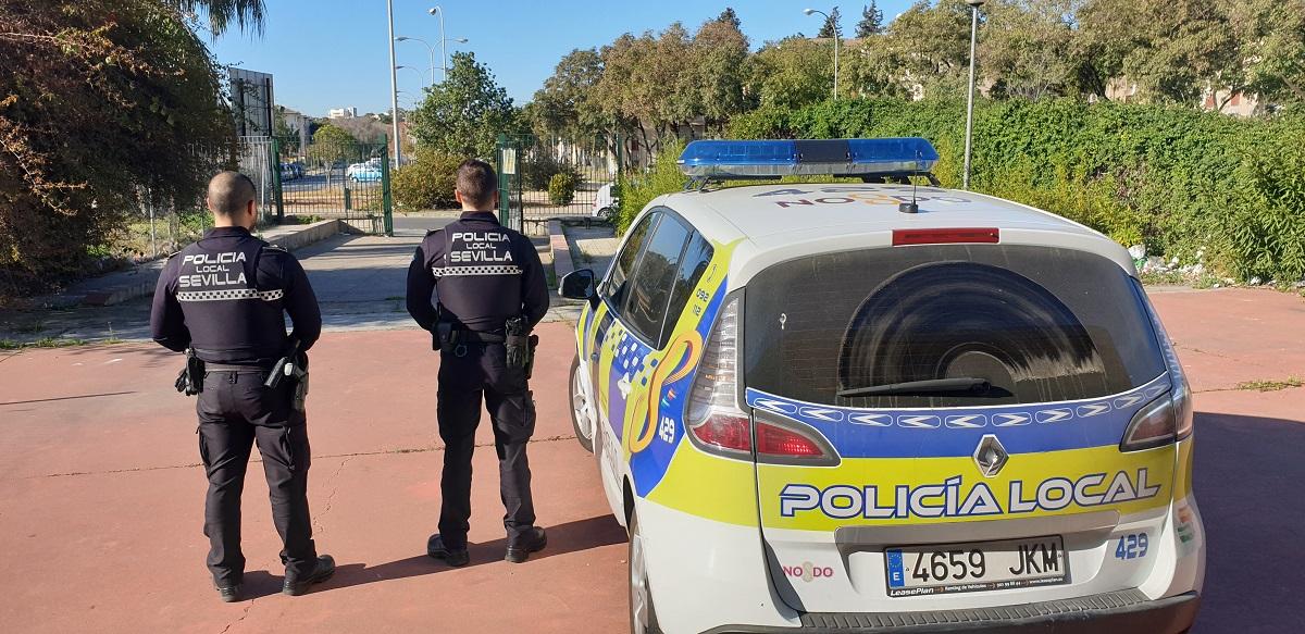 Agentes de la Policía de Sevilla. Foto Ayuntamiento de Sevilla