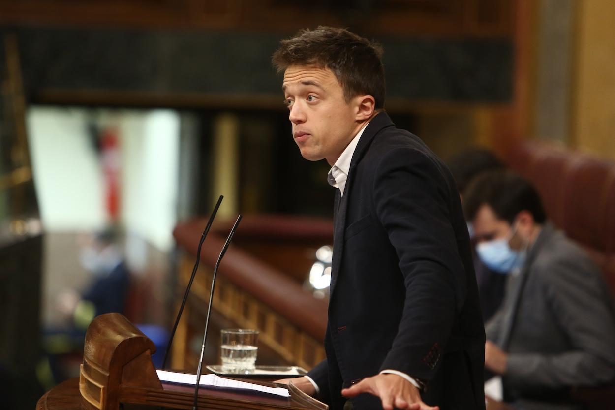 El líder de Más País, Íñigo Errejón, interviene durante una sesión plenaria en el Congreso de los Diputados