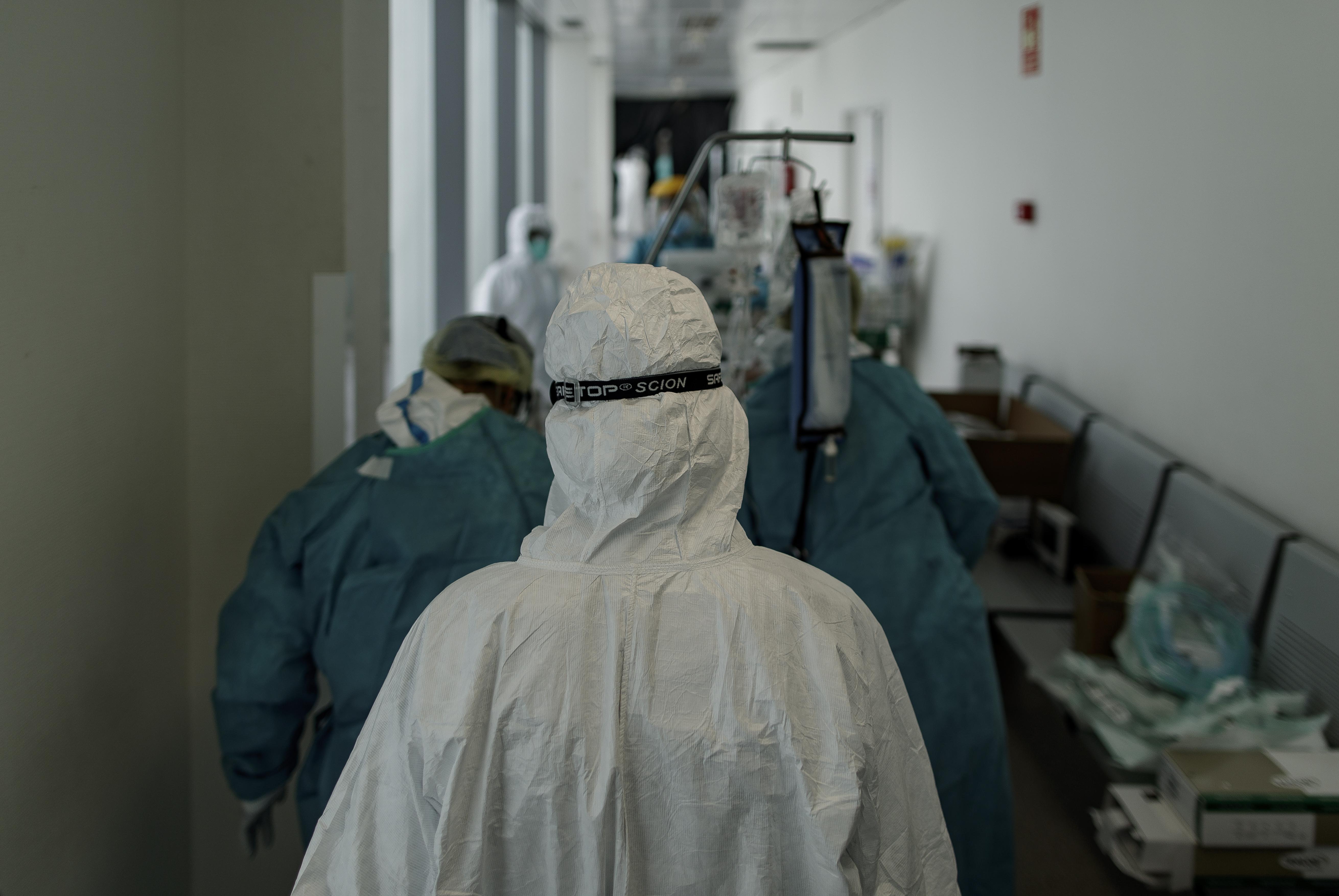 UCI del Hospital Infanta Sofía en San Sebastián de los Reyes (Madrid). EP