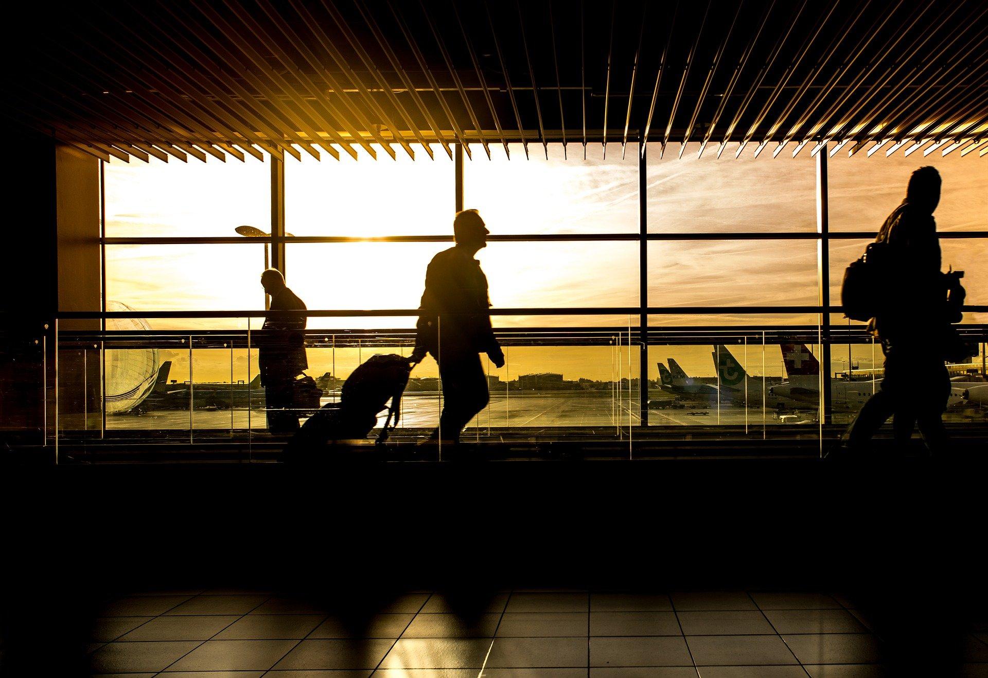 Imagen de recurso de un aeropuerto. Fuente: Pixabay.