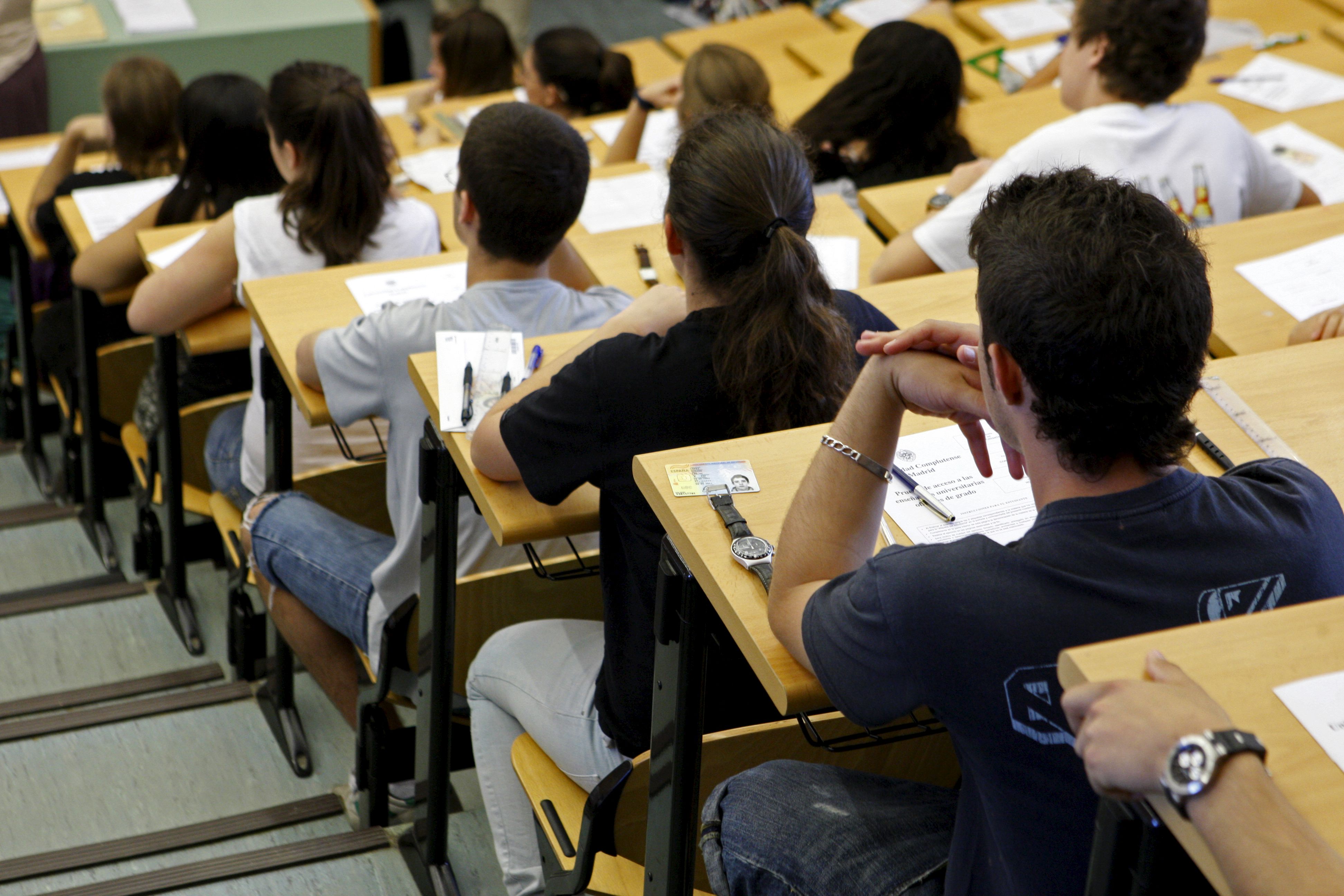 Exámenes de selectividad en la Universidad Complutense