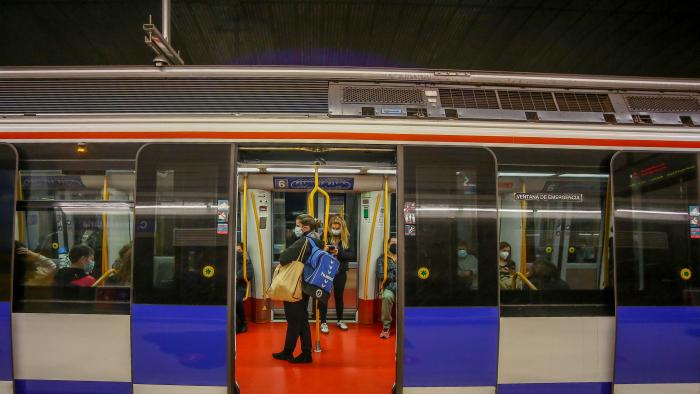 Madrid: Horarios de metro y EMT en Nochebuena y Nochevieja Madrid: Horarios de metro y EMT en Nochebuena y Nochevieja