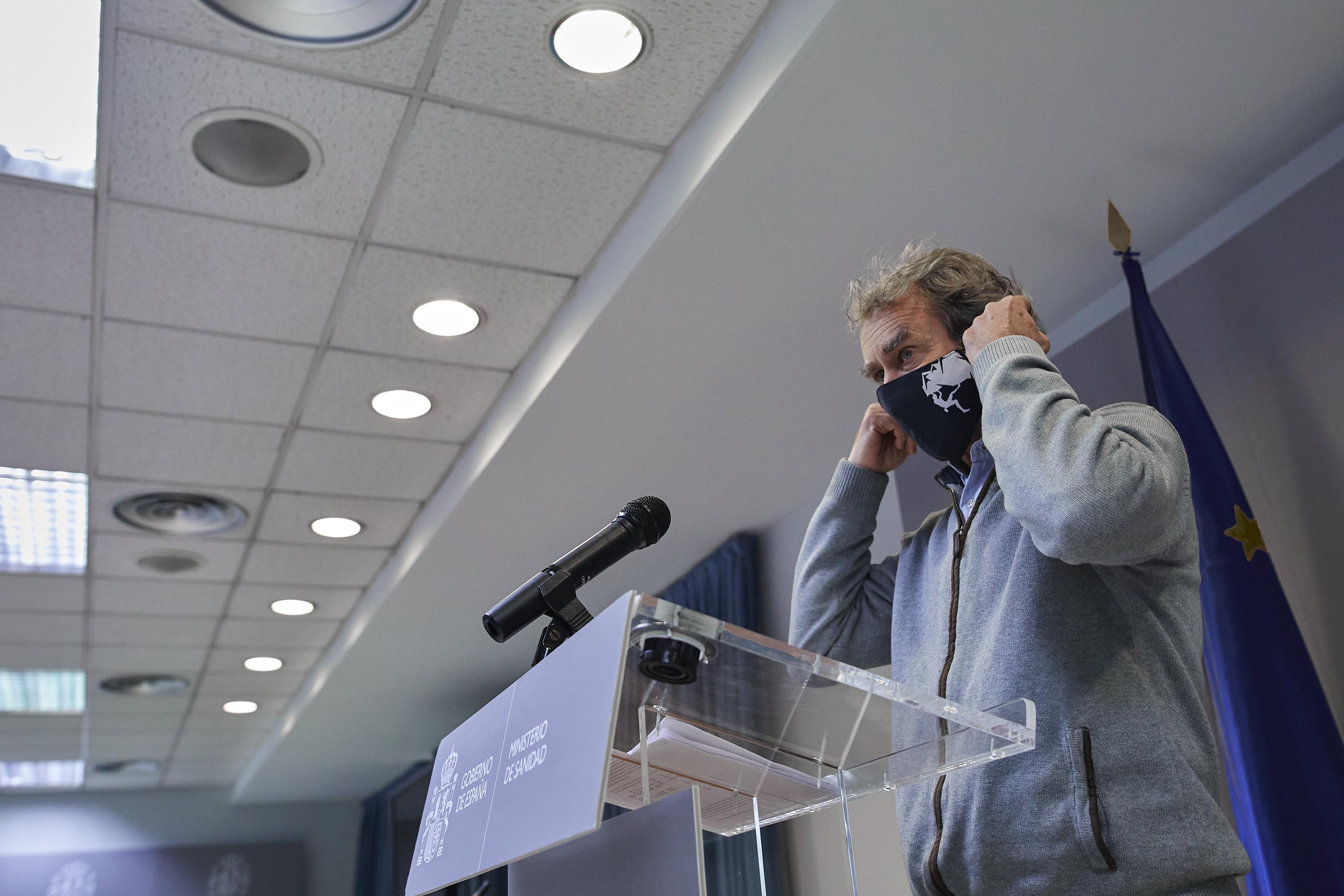 El director del Centro de Coordinación de Alertas y Emergencias Sanitarias (CCAES), Fernando Simón. EP