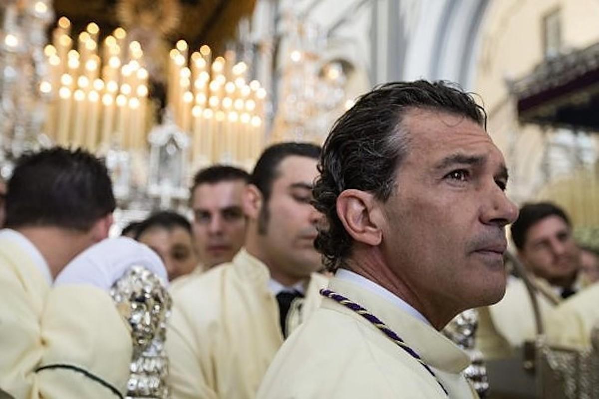 Antonio Banderas, en la salida procesional de su hermandad. AGRUPACIÓN DE COFRADÍAS DE MÁLAGA