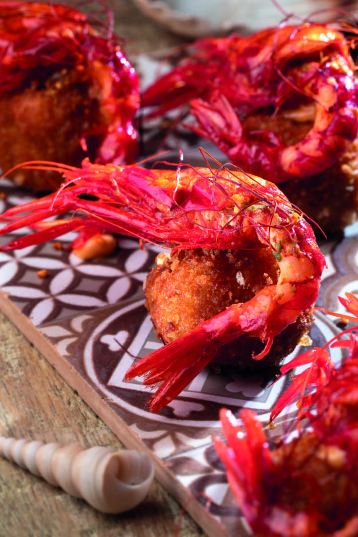 Croquetas de carabineros con kimchi,  una elaboración de Chema Soler y foto de Matías Pérez de Llera