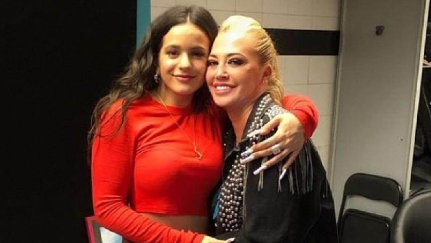 Rosalía (izquierda) y Belén Esteban. Fuente: Instagram.