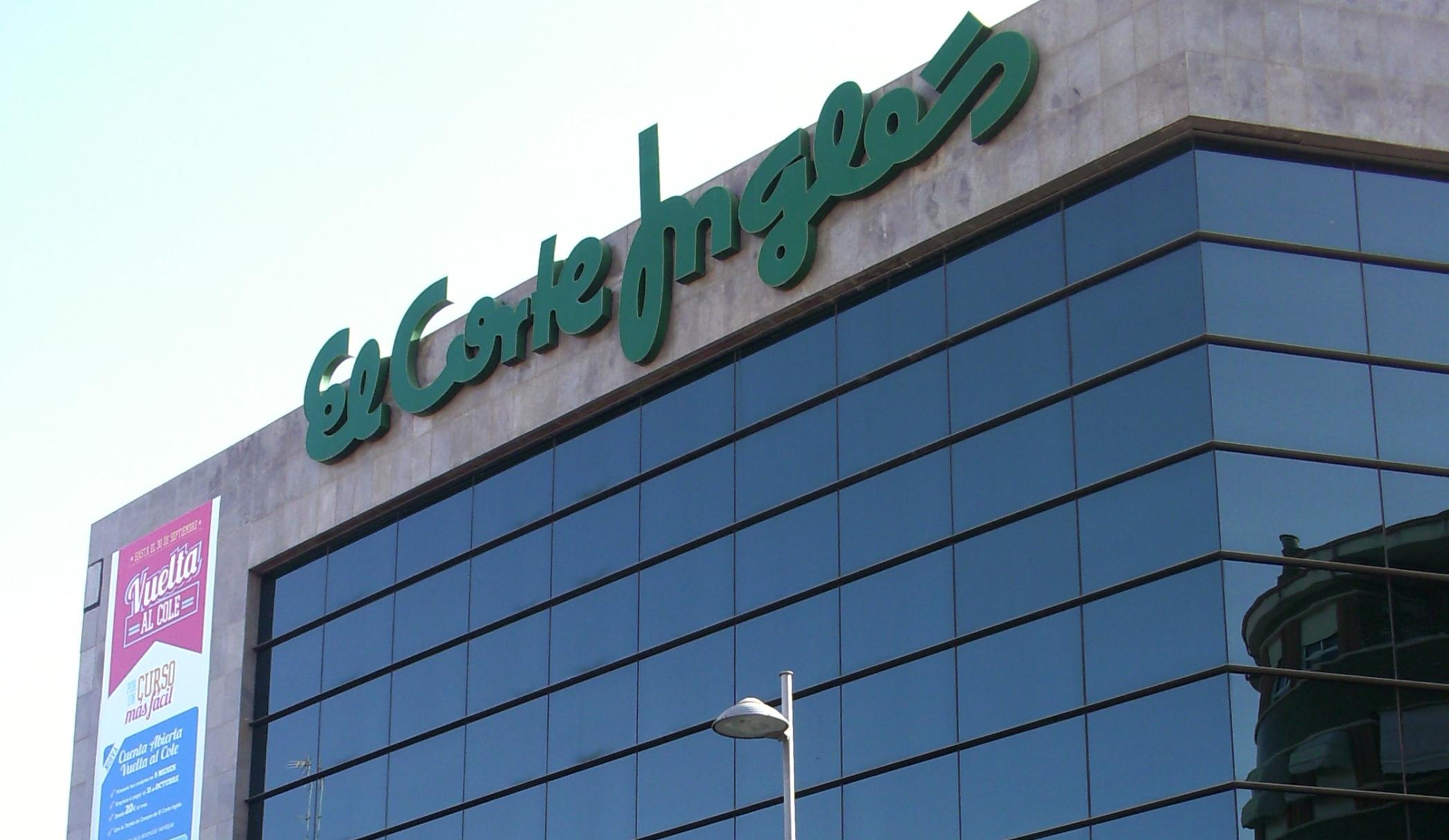 El Corte Inglés en Linares. Wikipedia