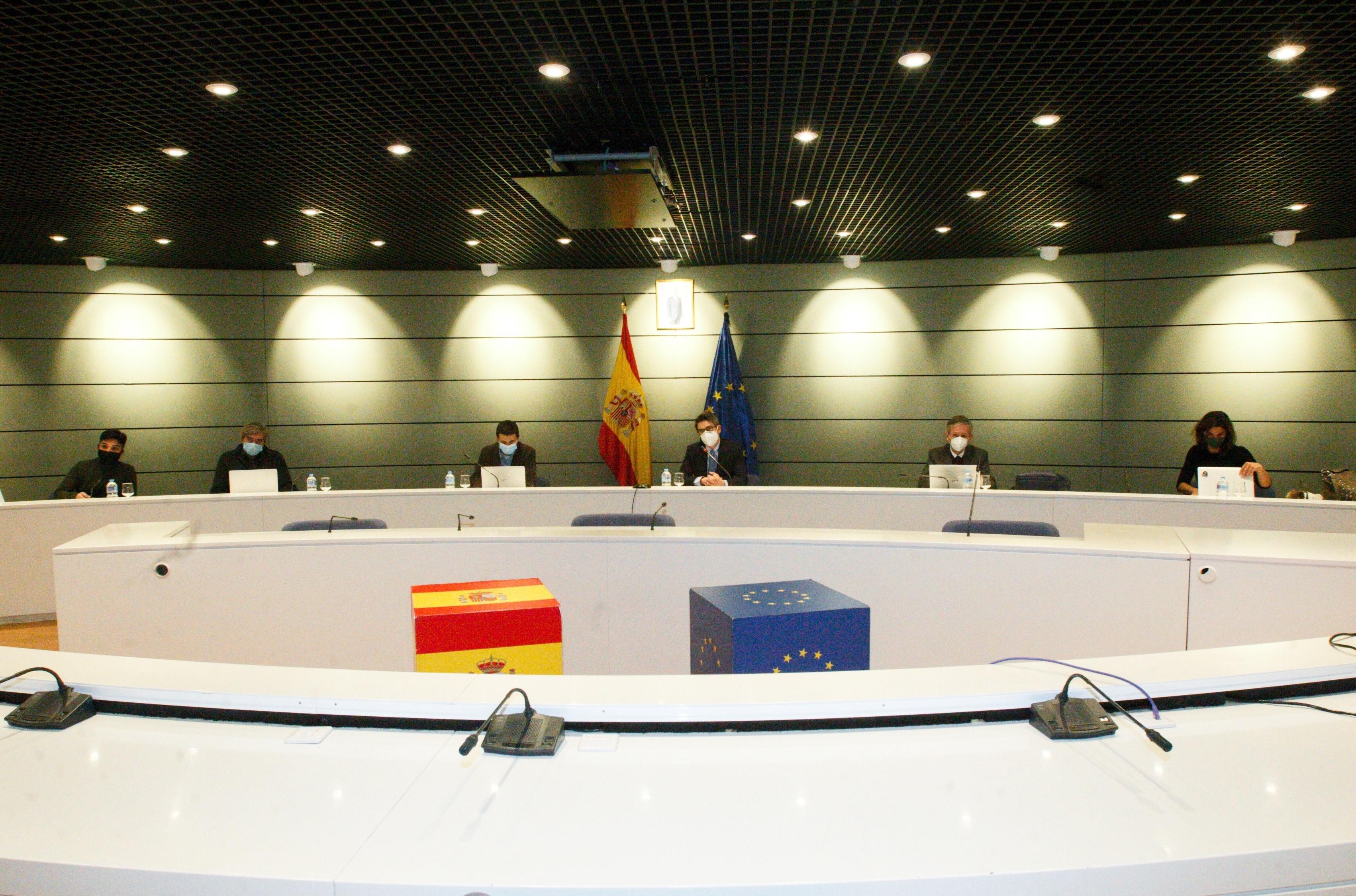 Reunión entre el ministro de Seguridad Social, José Luis Escrivá, y los representantes de los autónomos. Europa Press
