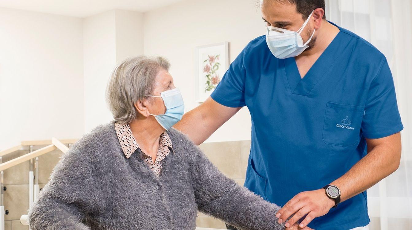El 95,5% de los usuarios de las residencias gestionadas por Clece ha recibido ya la primera dosis de la vacuna contra la COVID 19
