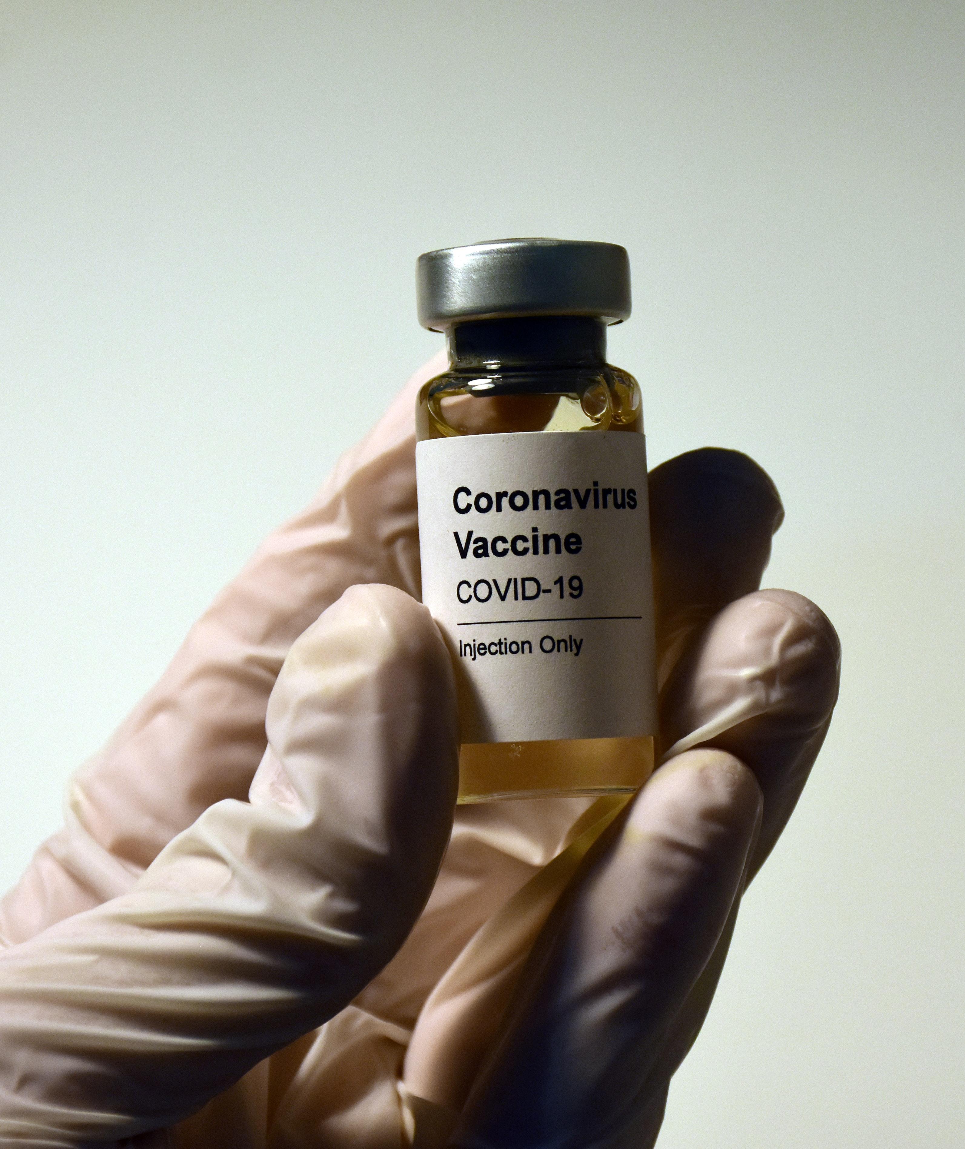 Dosis de vacuna contra el coronavirus. Unsplash