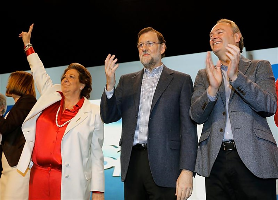 El presidente del Gobierno, Mariano Rajoy, y el expresidente valenciano Alberto Fabra.