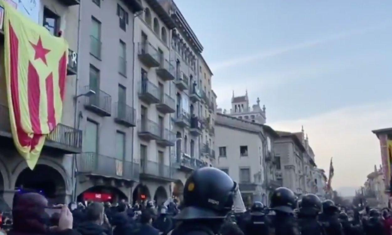 Los mossos se vieron obligados a desplegarse tras la tensión vivida en Vic