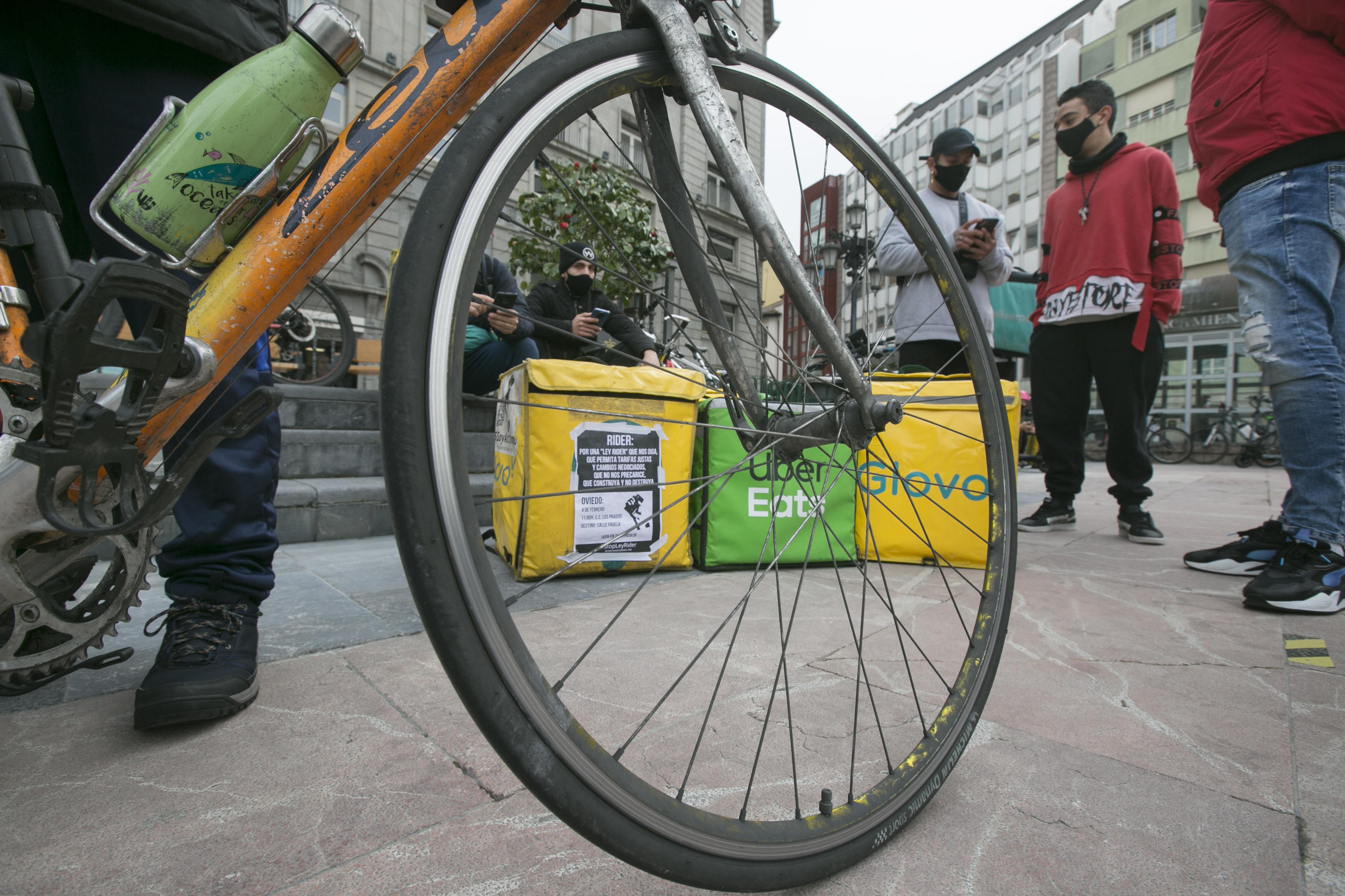 Gobierno y agentes sociales se reúnen para intentar cerrar un acuerdo sobre la Ley de riders