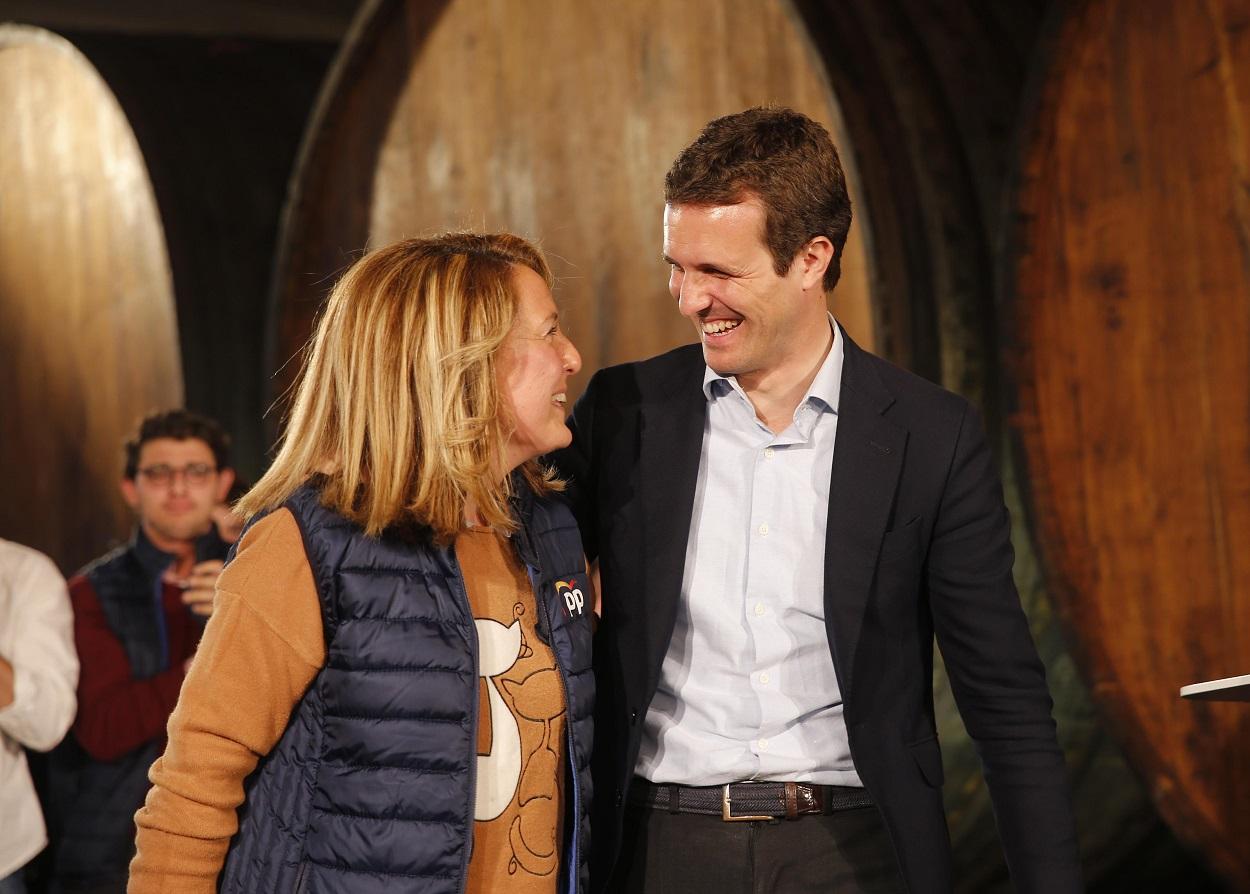 El presidente del PP, Pablo Casado, y la presidenta del PP en Asturias, Teresa Mallada. EP