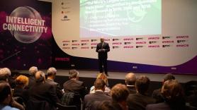 El consejero delegado de GSMA John Hoffman en la presentación del MWC 2019 en L'Hospitalet de Llobregat en la Fira de Barcelona. Europa Press