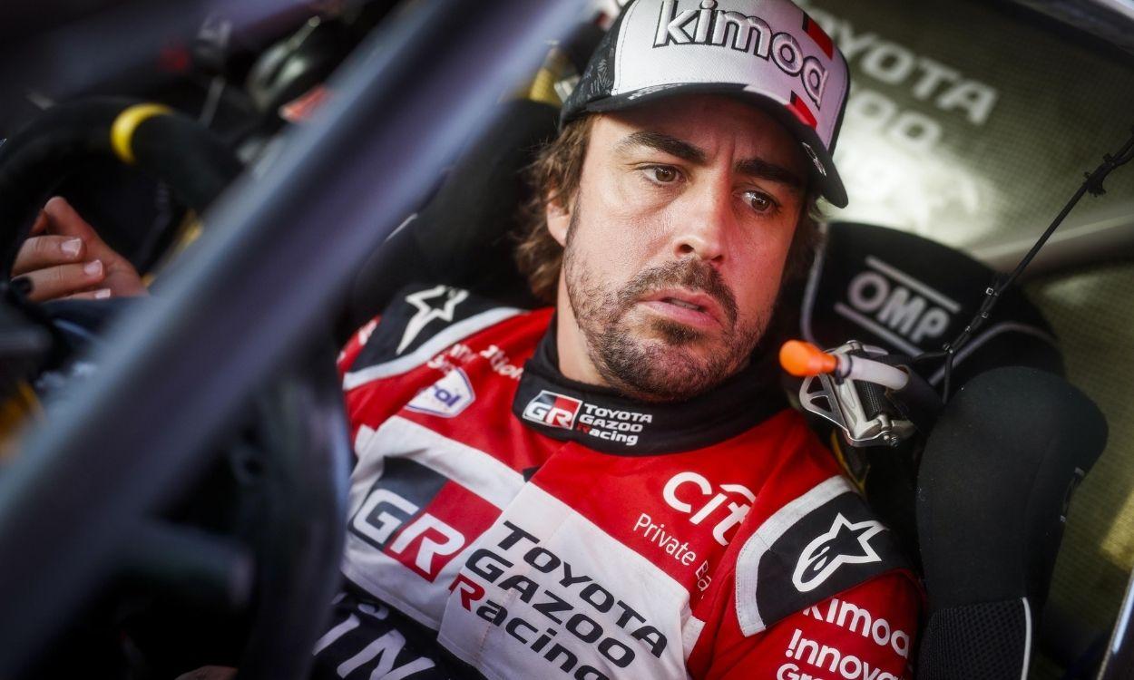 Fernando Alonso durante una prueba del Dakar. EP