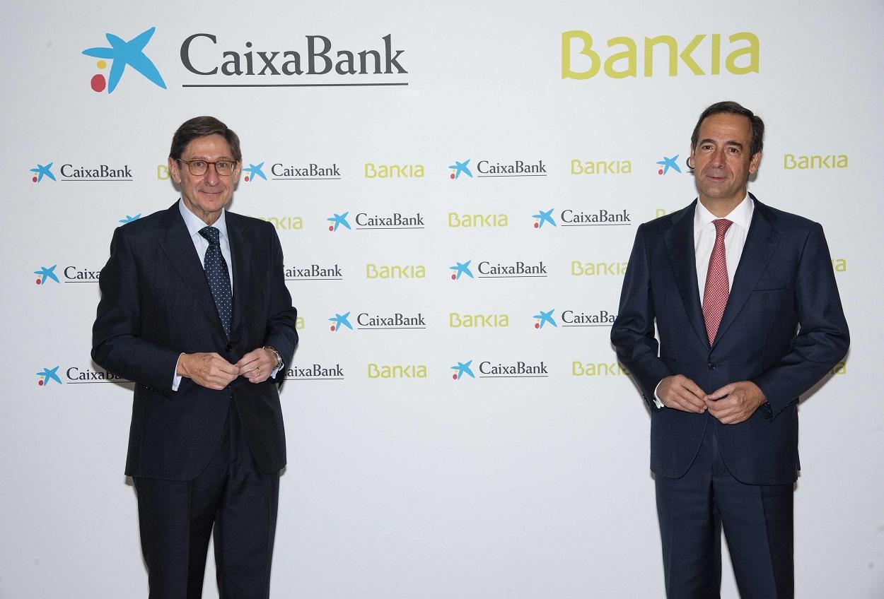 José Ignacio Goirigolzarri y Gonzalo Gortázar, presidente y consejero delegado de la nueva CaixaBank en la presentación oficial de la fusión entre CaixaBank y Bankia