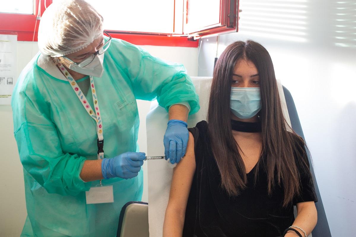 Vacunación contra el coronavirus en Módena, Italia. EP