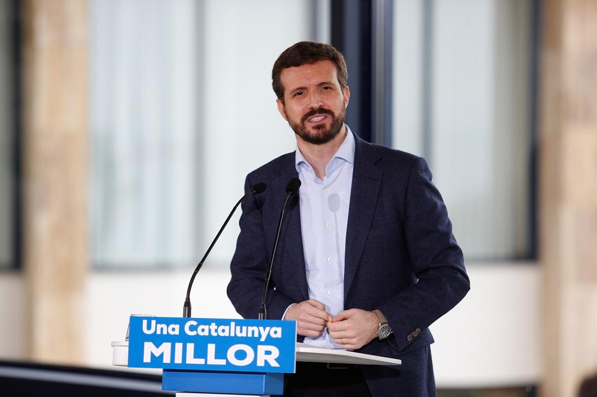 El presidente del Partido Popular, Pablo Casado interviene durante un acto de campaña del PP para las elecciones a la Generalitat del 14 F.EP