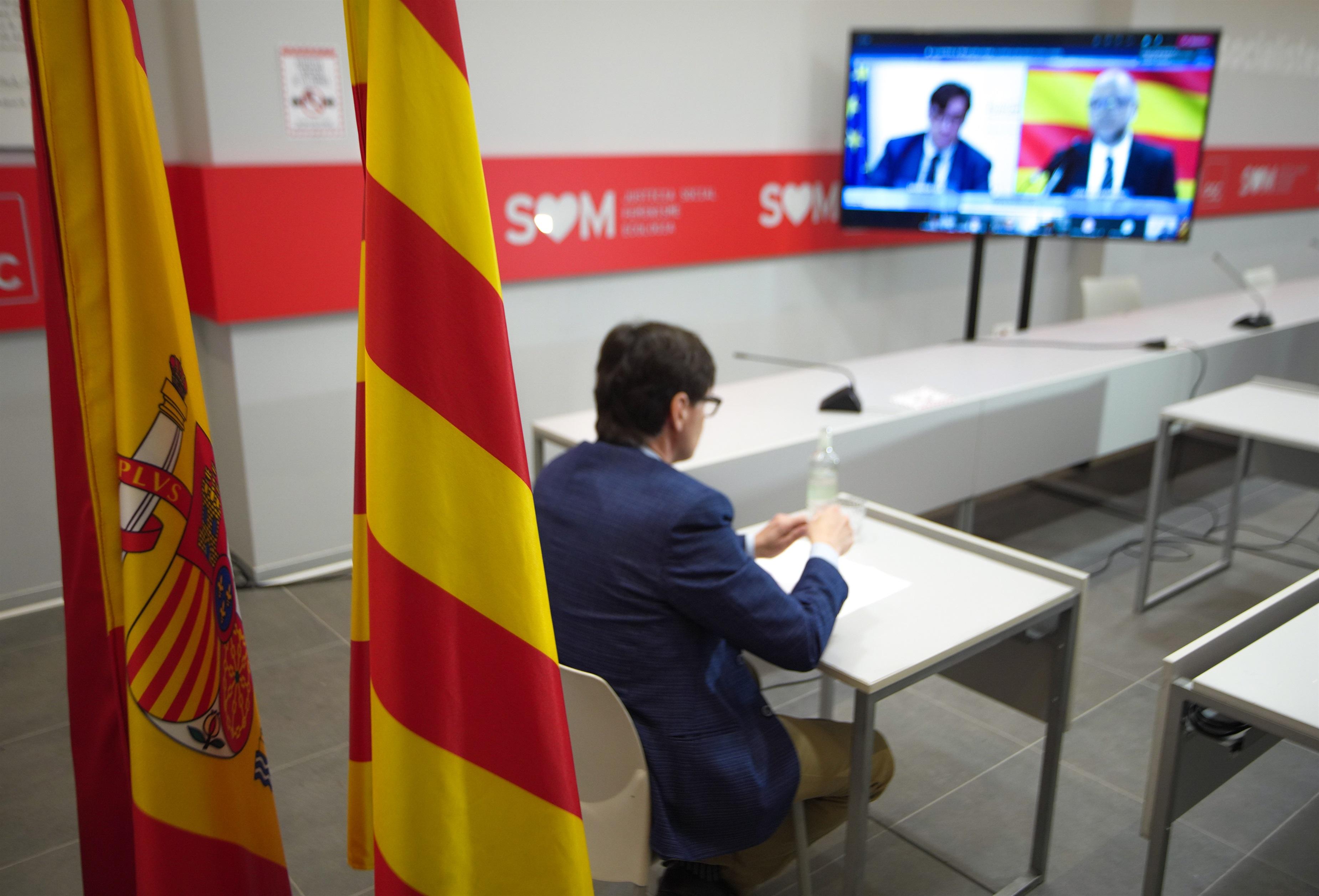 El candidato del PSC a las elecciones catalanas, Salvador Illa, en una conferencia telemática durante la campaña electoral del 14F.