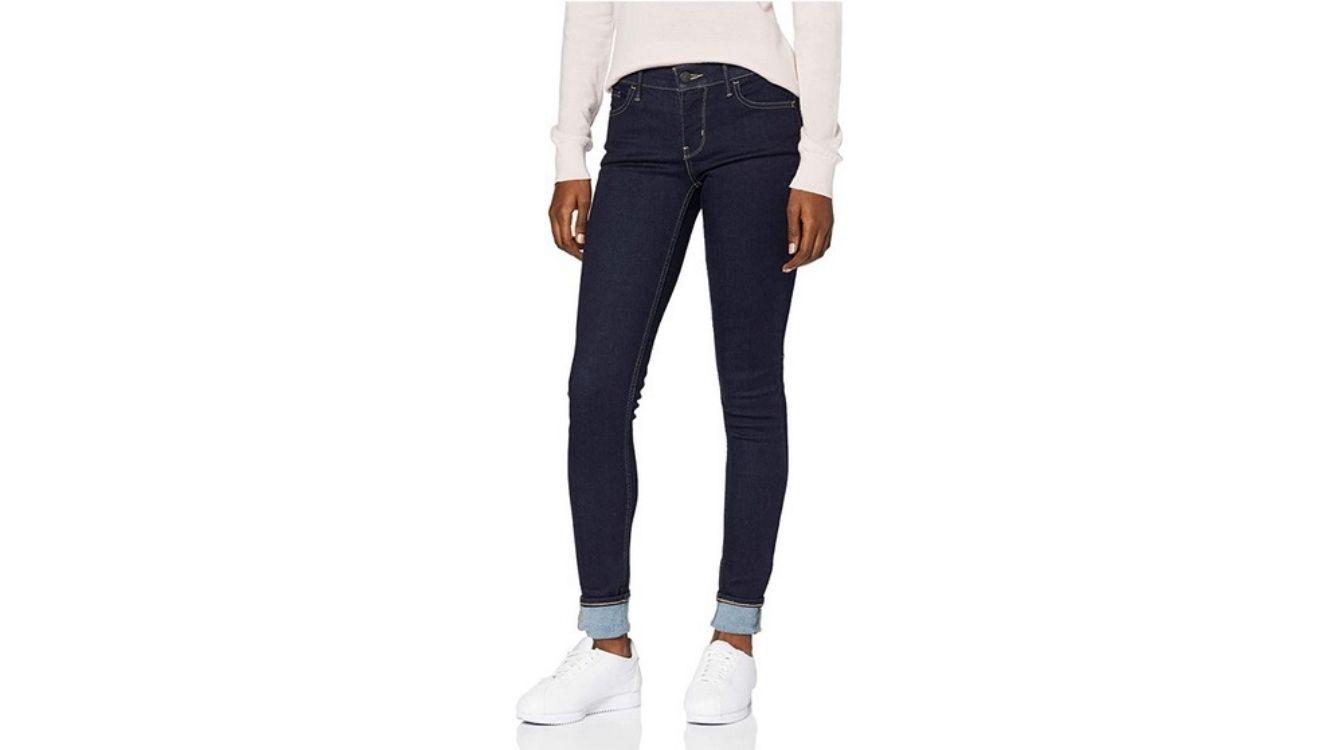 Levis m Levis m