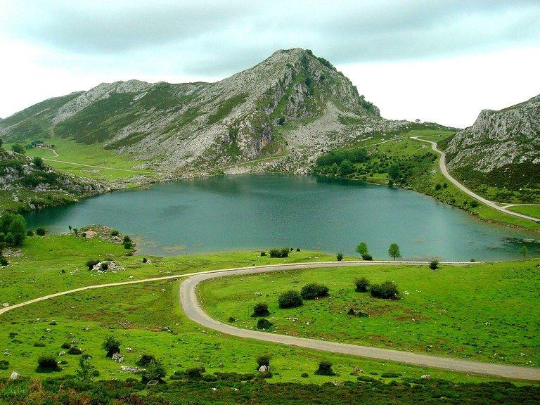 Carretera Cangas de Onís