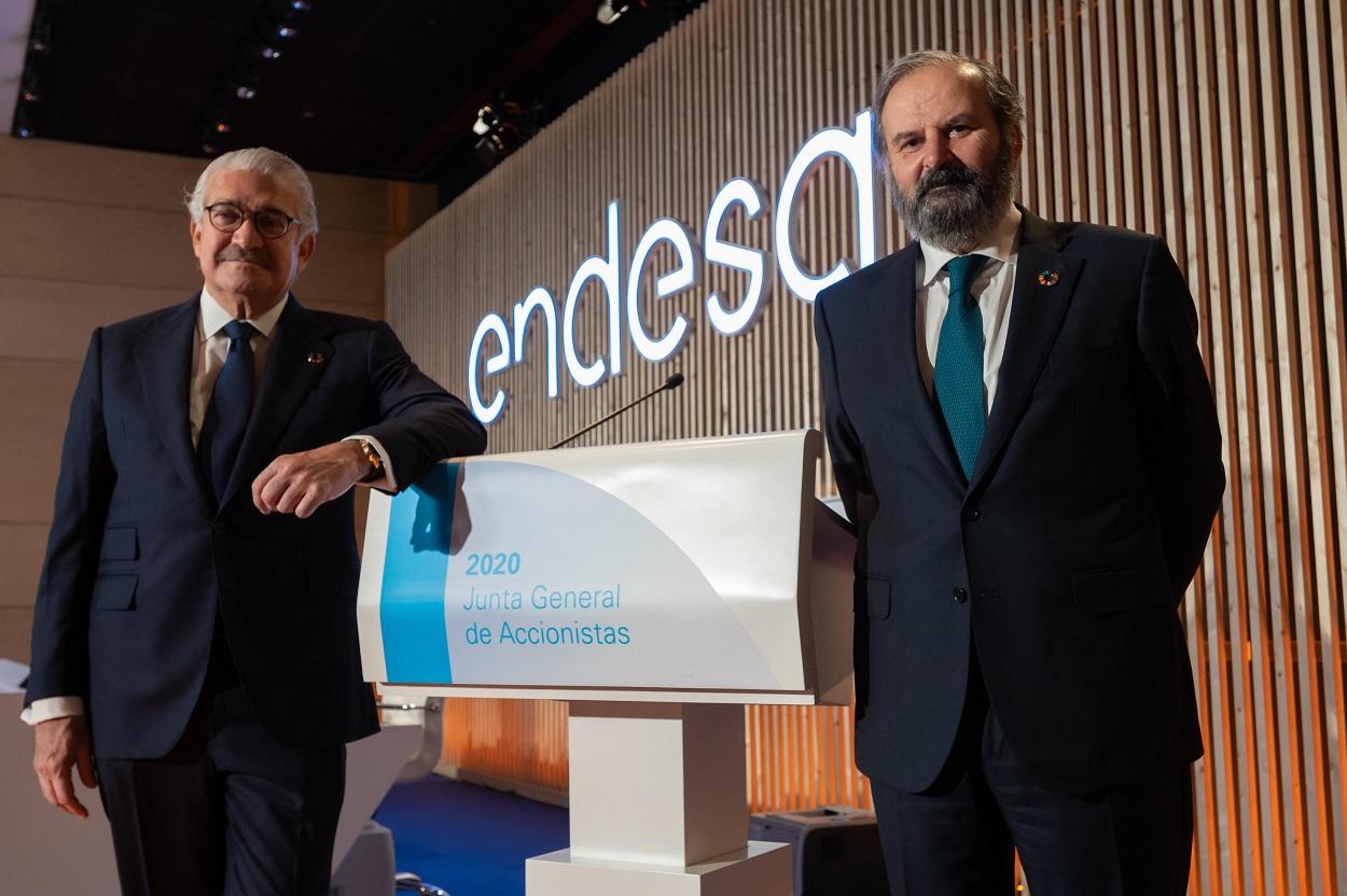 El presidente de Endesa, Juan Sánchez Calero y el consejero delegado, José Bogas, en la Junta de Accionistas de 2020