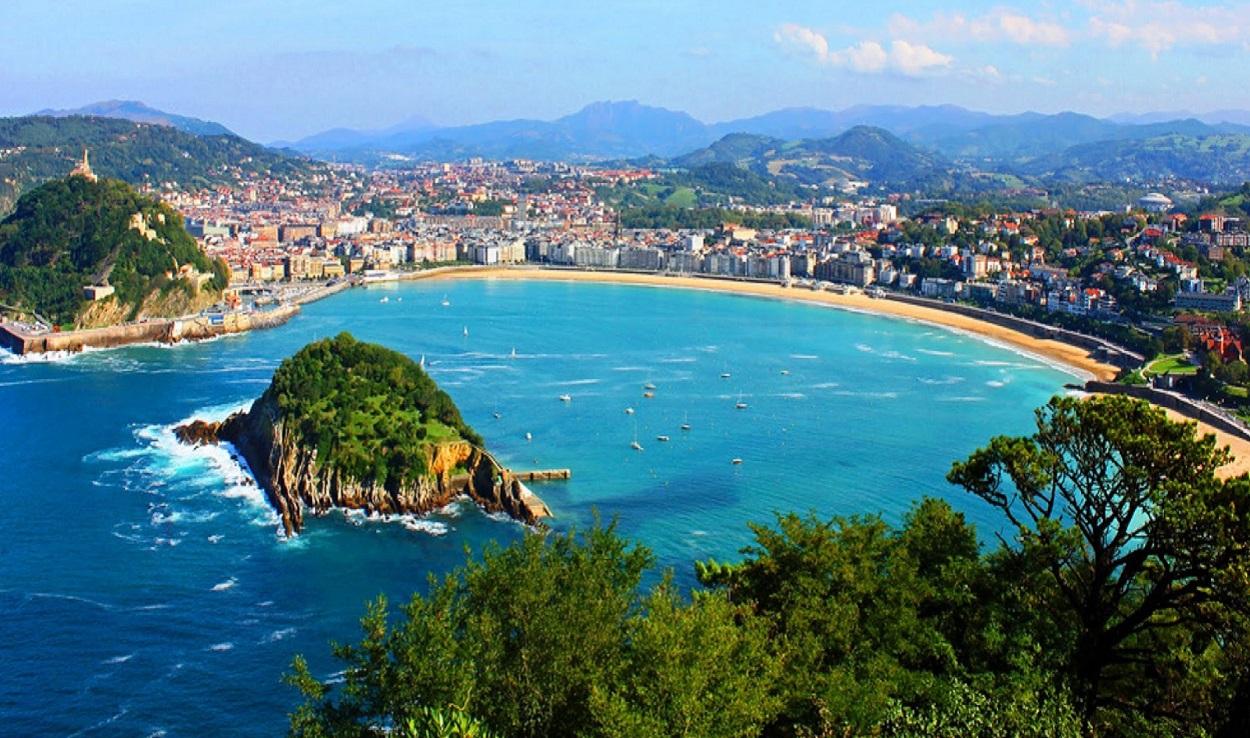 La Concha, una de las dos playas de España elegida entre las mejores del mundo. Fuente web Turismo Euskadi