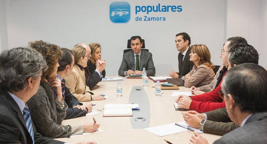 El PP no sacará de las listas electorales a los cuatro imputados en el escándalo de Caja España