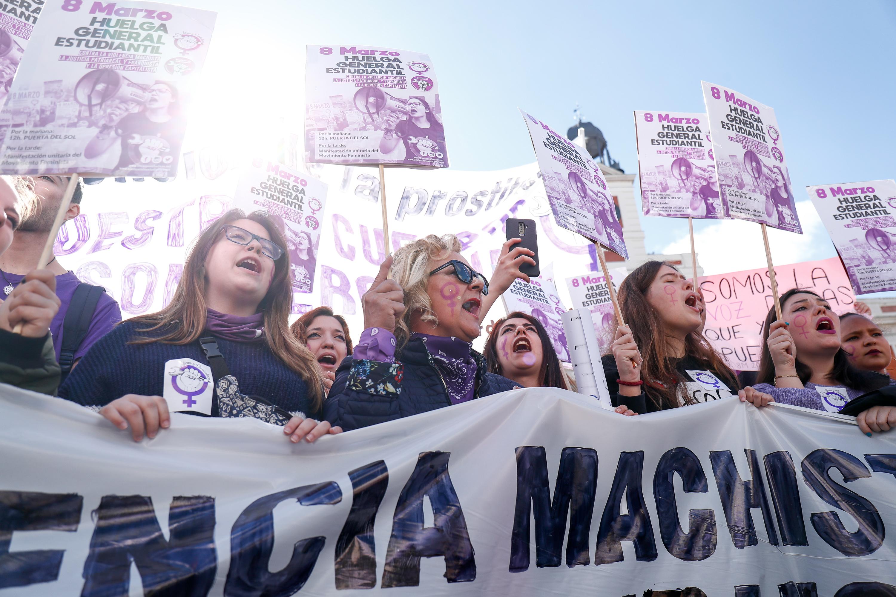 Archivo / Manifestación feminista en la Puerta del Sol con motivo del 8-M. EP