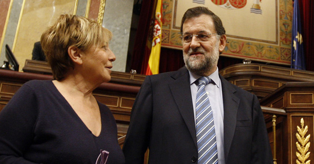 El demoledor auto de Ruz, la compulsiva Villalobos, Rajoy y los registradores, Cáritas...