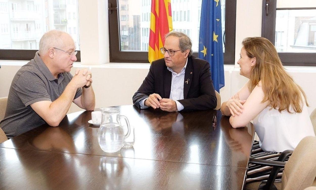 Quim Torra, ex president de la Generalitat, junto a los ex consellers Lluis Puig  Meritxell Serret. EP.