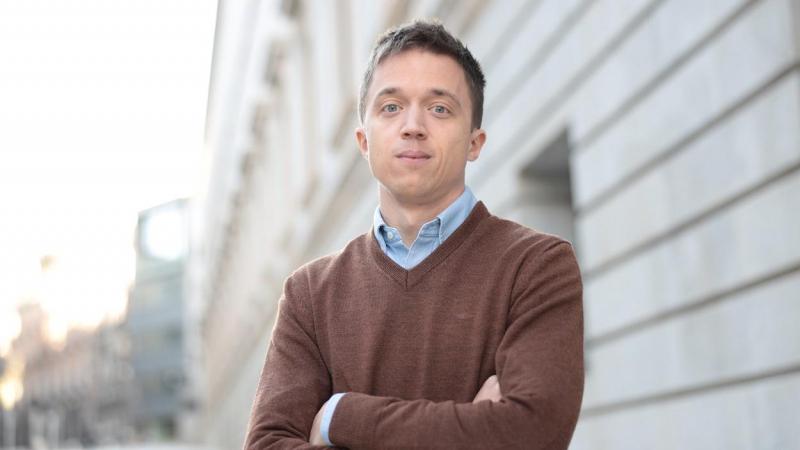 íñigo Errejón, frente al Congreso de los Diputados. / Fernando Coto Marín íñigo Errejón, frente al Congreso de los Diputados. / Fernando Coto Marín