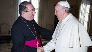 Curas de Vitoria piden al Papa un obispo que colabore en la solución del problema vasco y apoye los Derechos Humanos