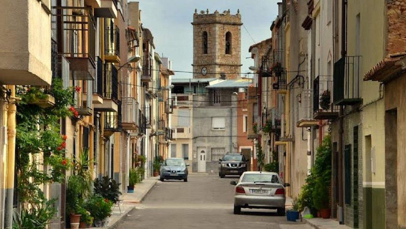 La Torre d’en Doménec, en Castellón, ofrece casa y trabajo a familias con niños