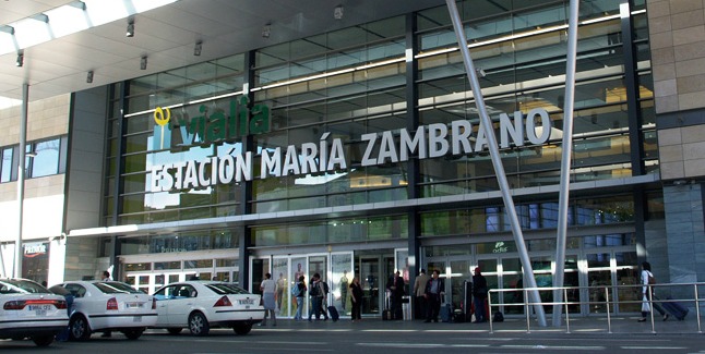 El PP quiere relegar el nombre de "María Zambrano" de la estación del AVE de Málaga