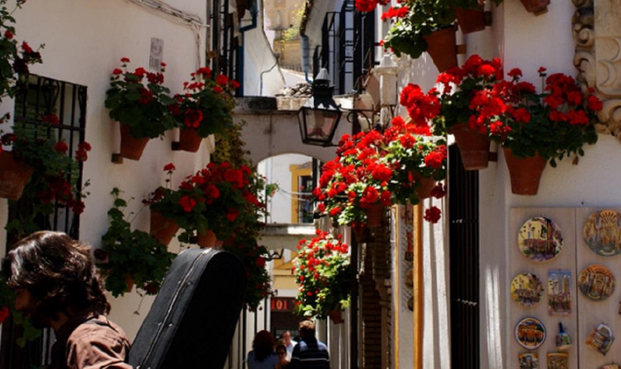 Calleja de las Flores en Córdoba. Portal de Turismo de España