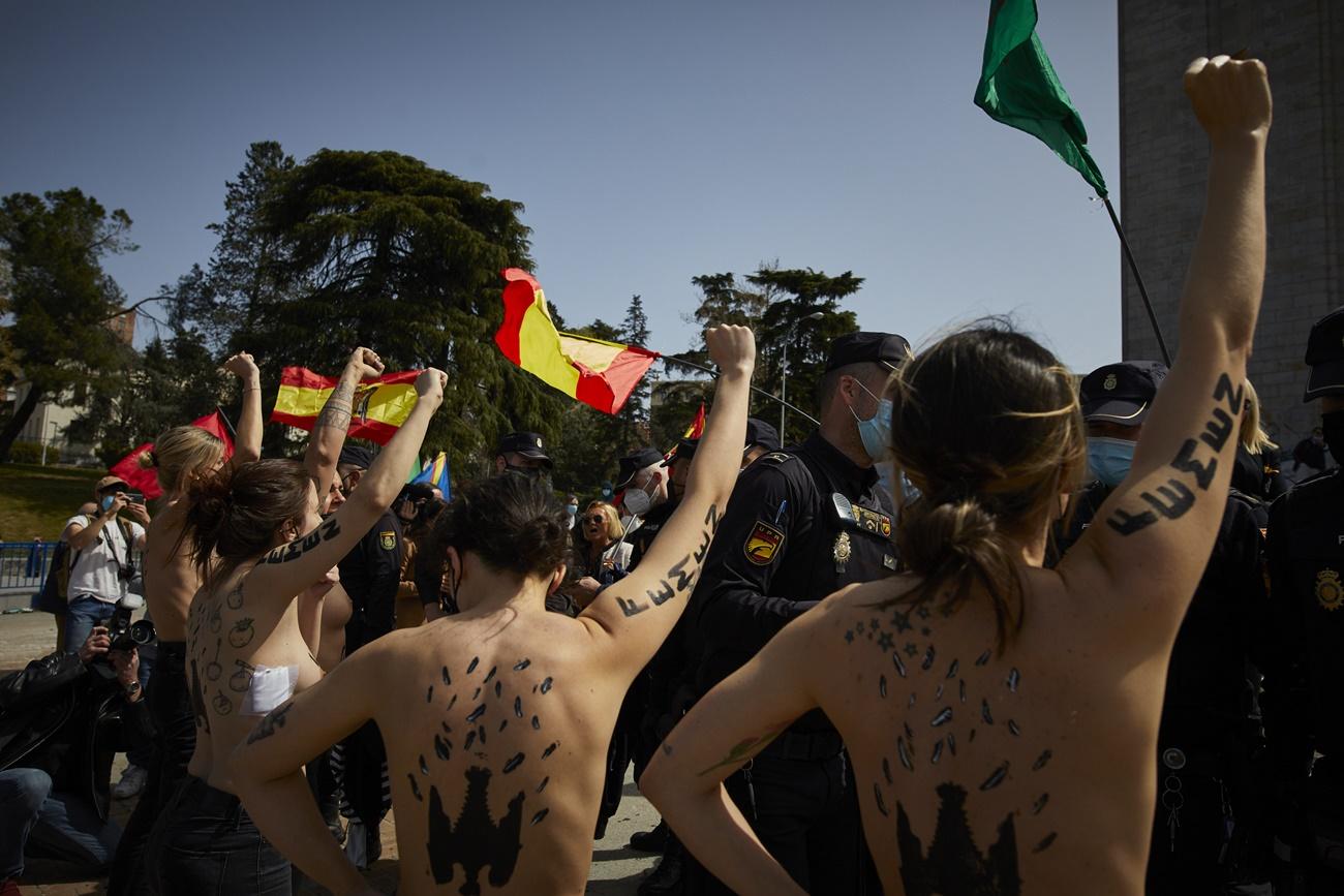Activistas de Femen en el acto franquista de conmemoración de la toma de Madrid por parte del dictador