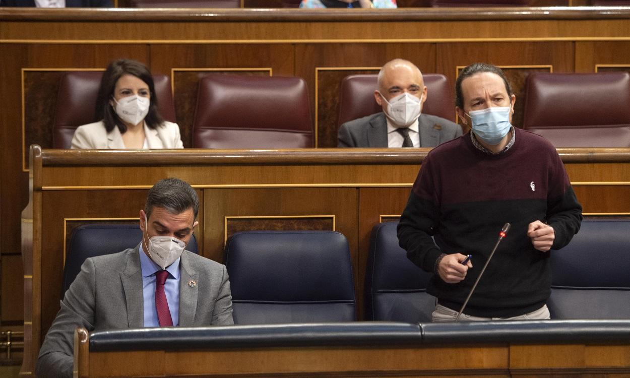 El presidente del Gobierno, Pedro Sánchez, y el candidato de Podemos en la Comunidad de Madrid, Pablo Iglesias. EP