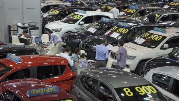 Compra de coches de segunda mano en un concesionario