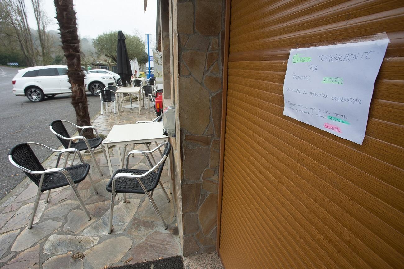 Imagen de recurso de un bar cerrado en Lugo. Fuente: Europa Press.